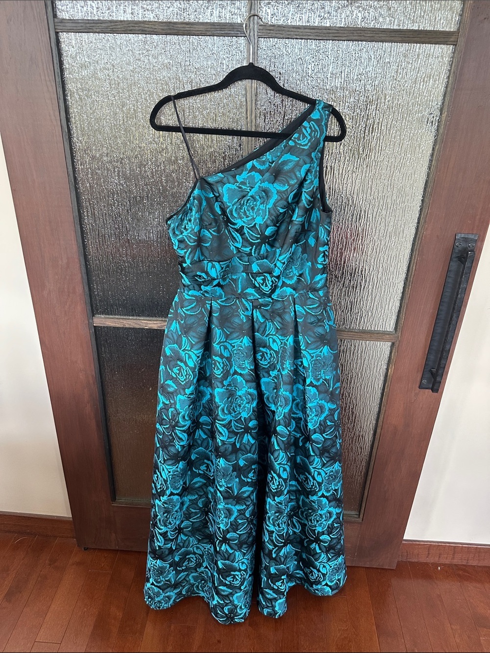 Slate & Willow Blue Simonetta Gown size 14. - Picture 11 of 14